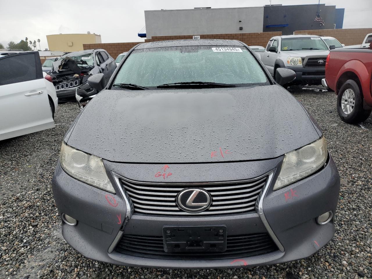 2014 Lexus ES - Image 5
