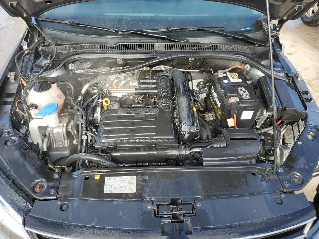 2016 Volkswagen Jetta - Image 11