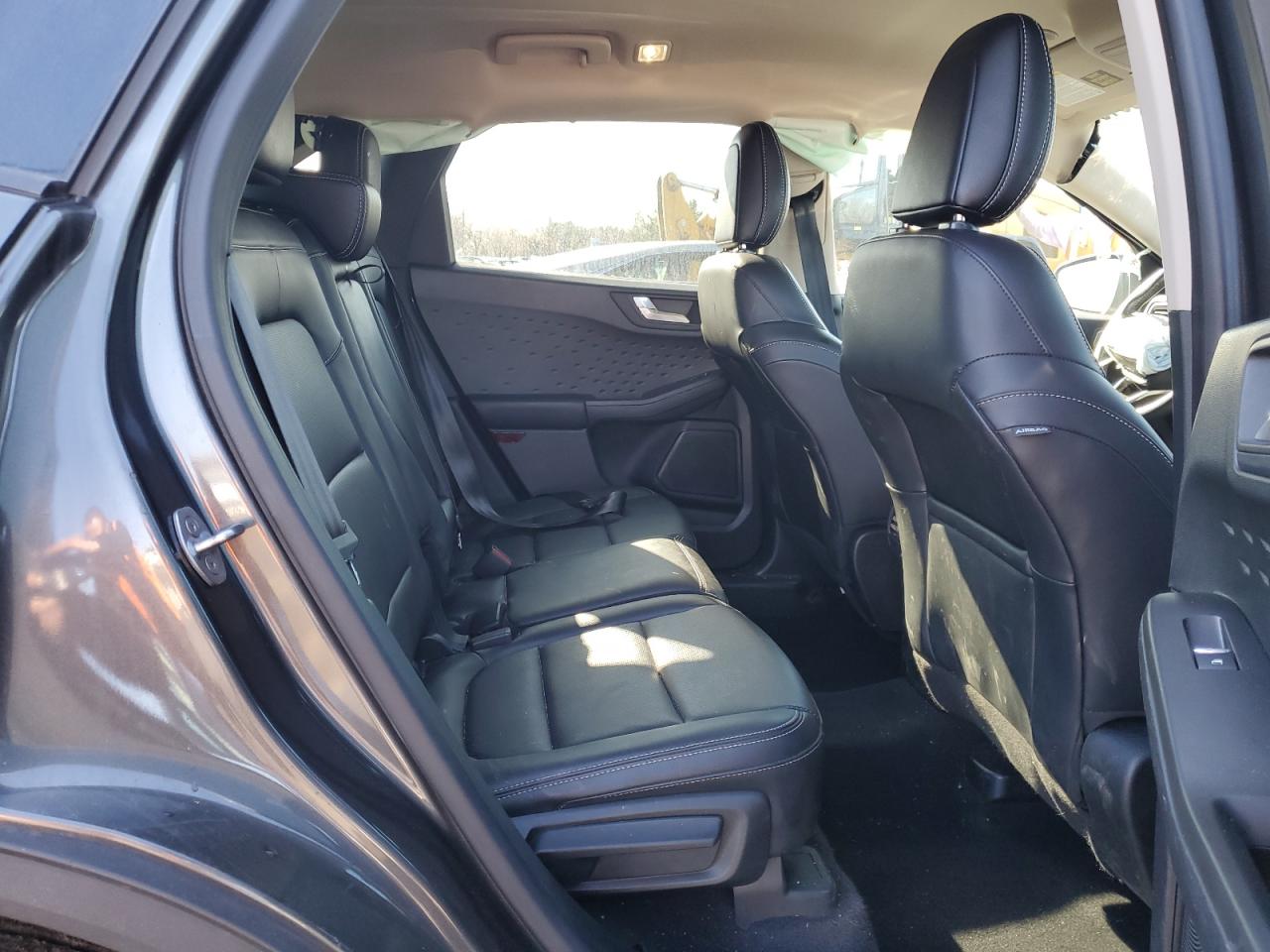 2020 Ford Escape - Image 11
