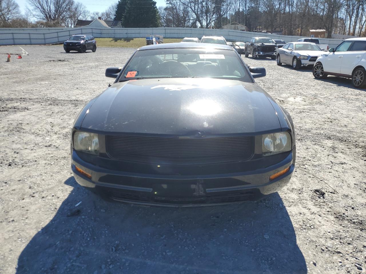 2007 Ford Mustang - Image 5