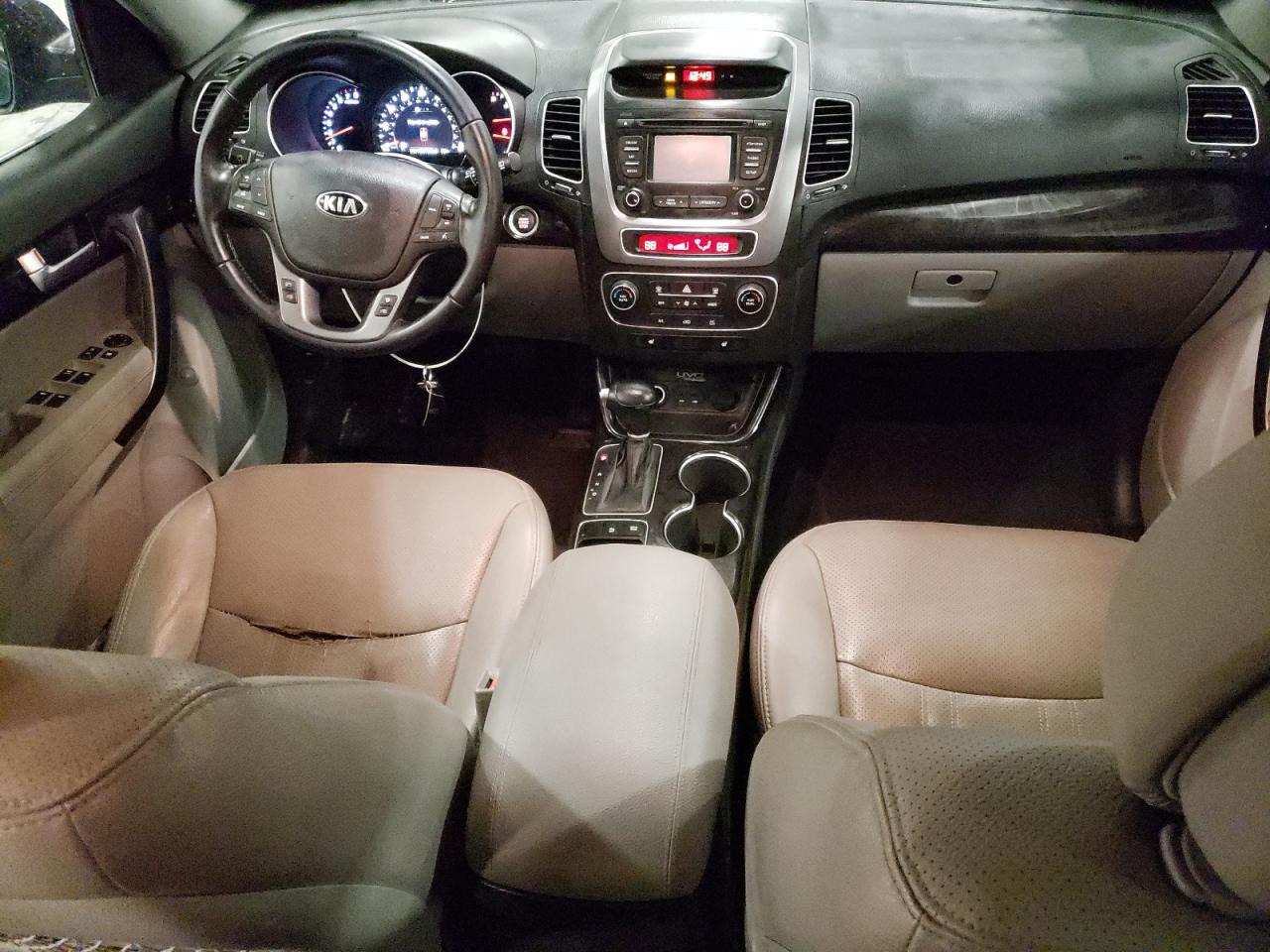 2014 Kia Sorento - Image 8