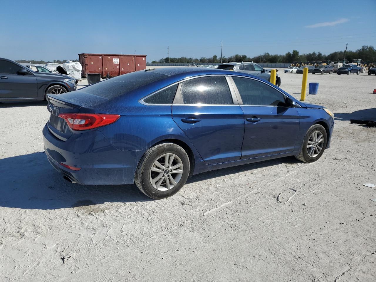 2017 Hyundai Sonata - Image 3