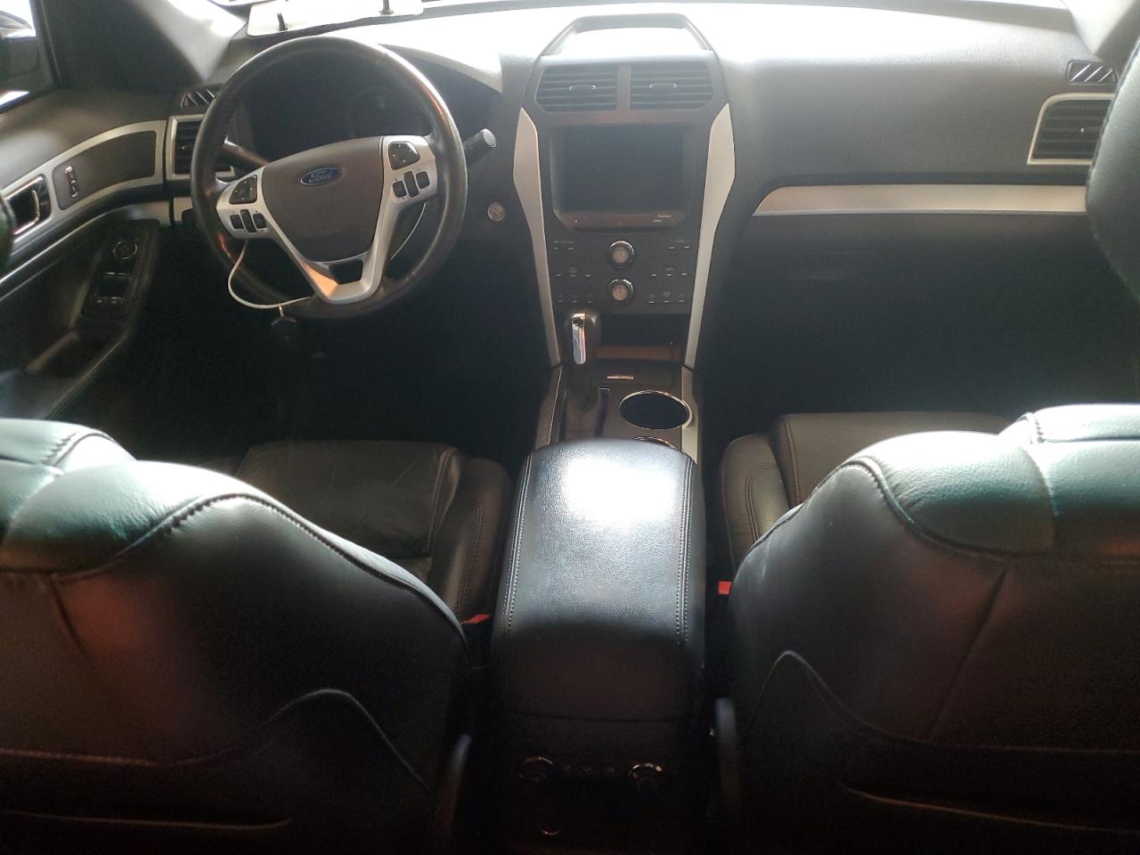 2012 Ford Explorer - Image 8