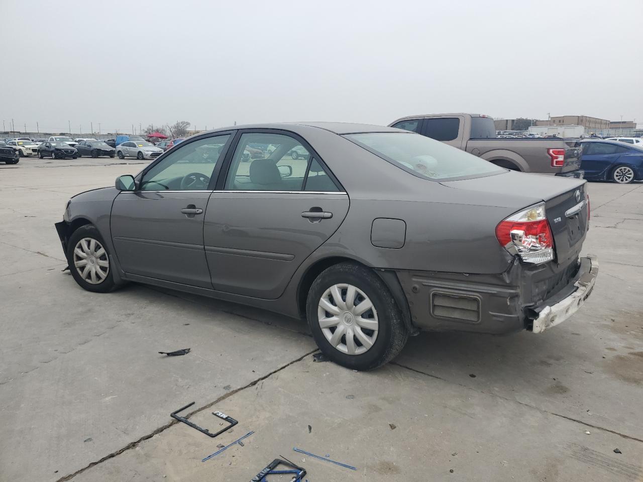 2005 Toyota Camry - Image 2