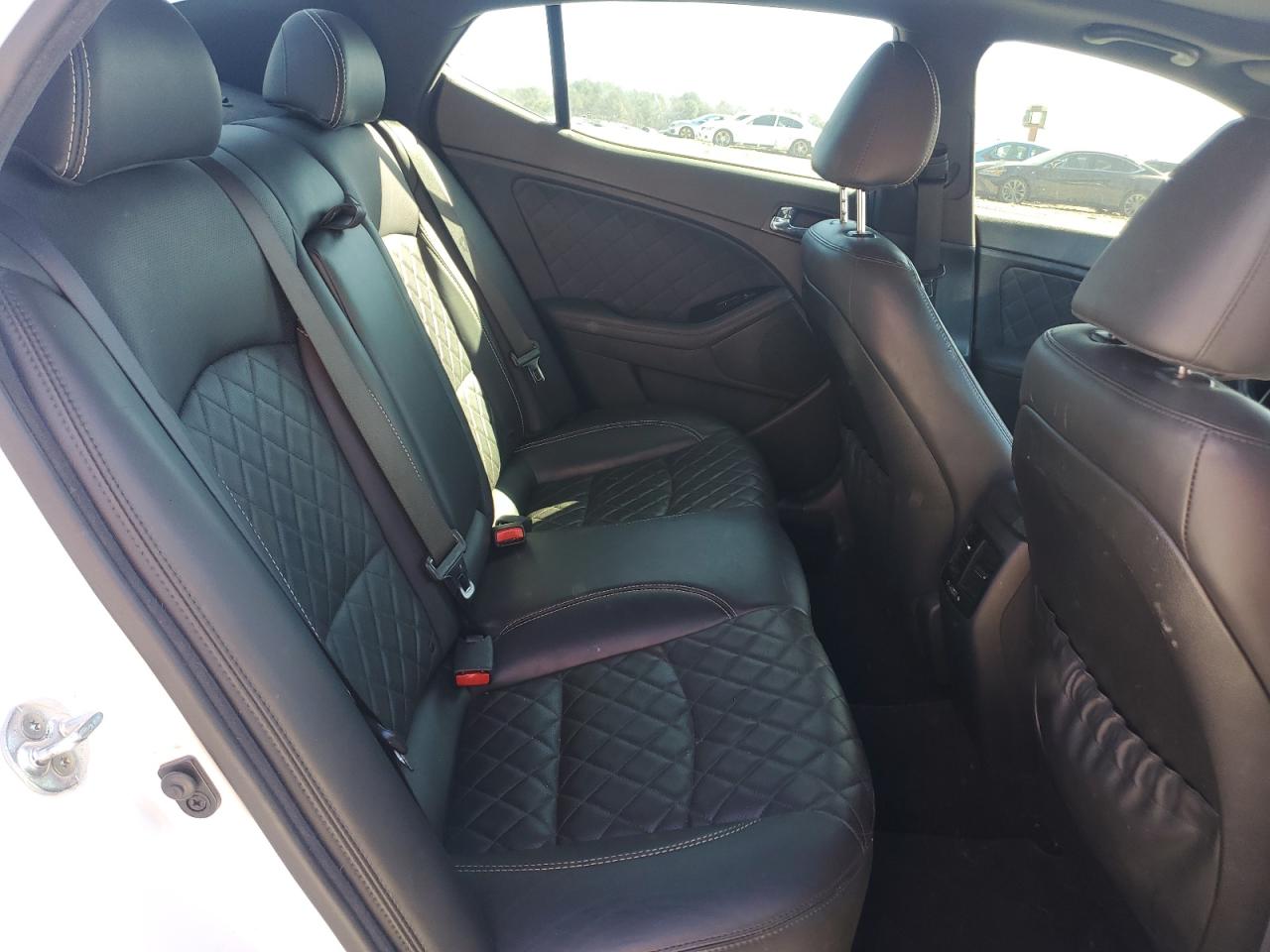 2015 Kia Optima - Image 10