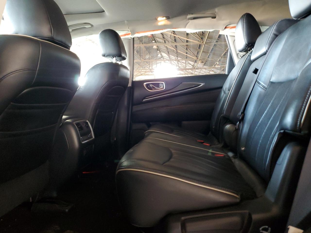 2017 Infiniti QX60 - Image 11