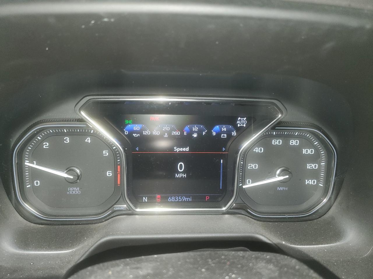 2021 GMC Yukon - Image 9