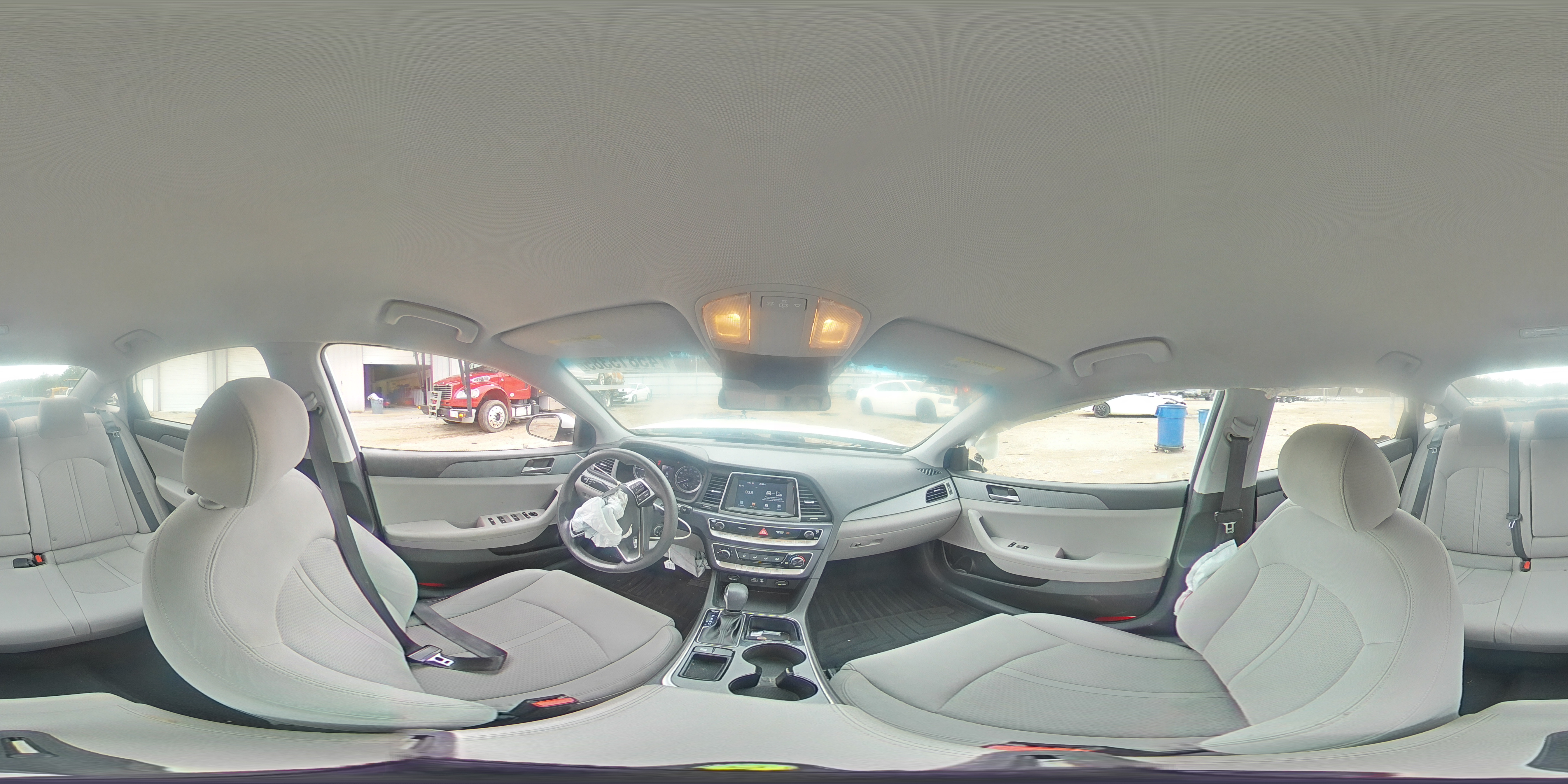 2018 Hyundai Sonata - Image 13