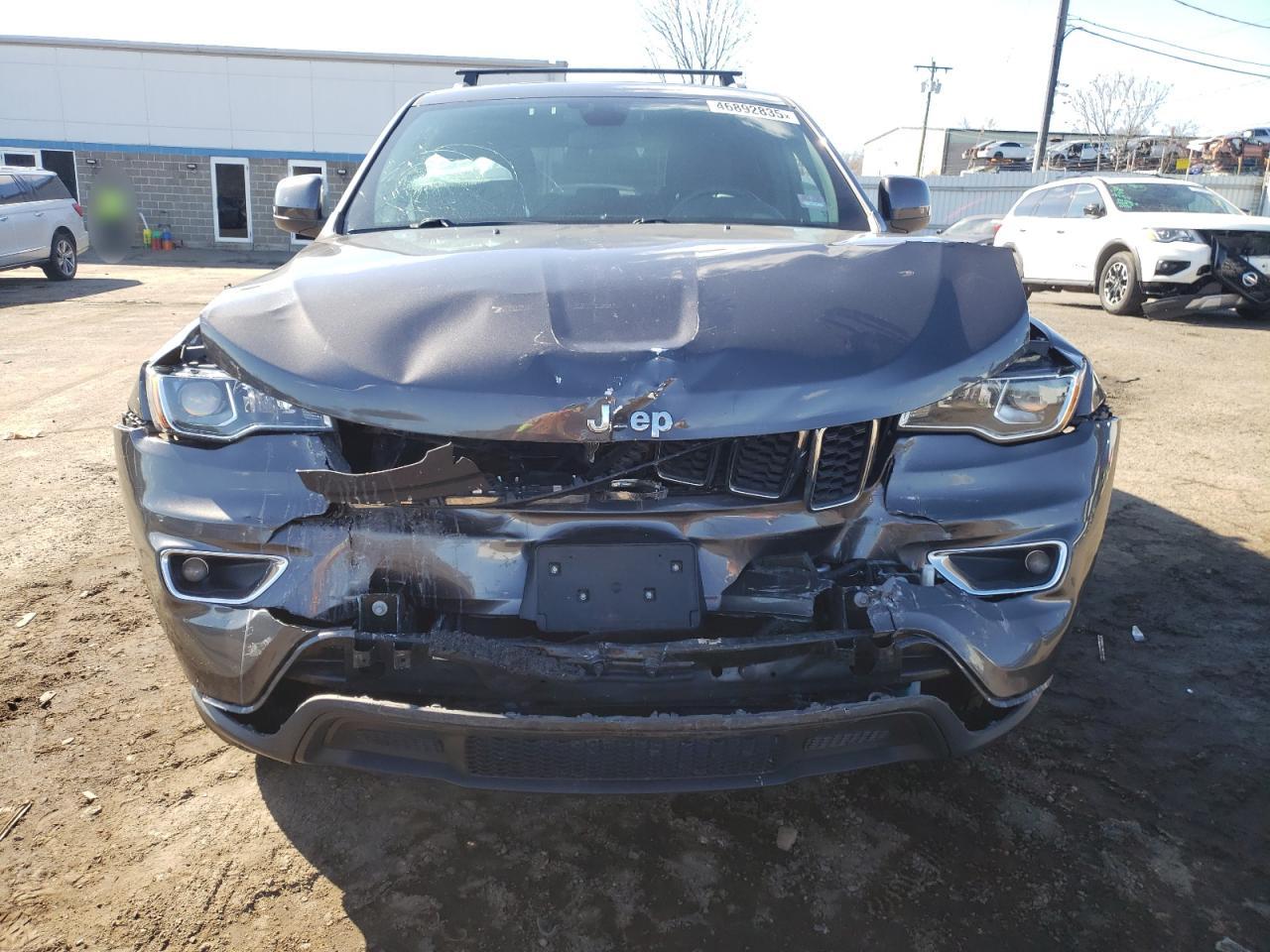2020 Jeep Grand Cherokee - Image 5