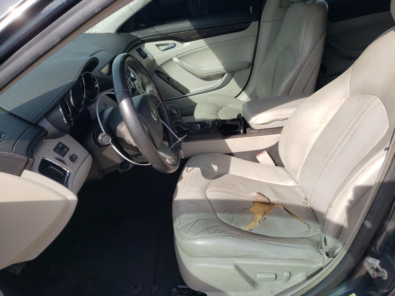 2009 Cadillac CTS - Image 7