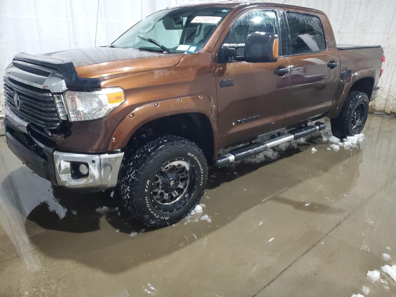 2014 Toyota Tundra - Image 1