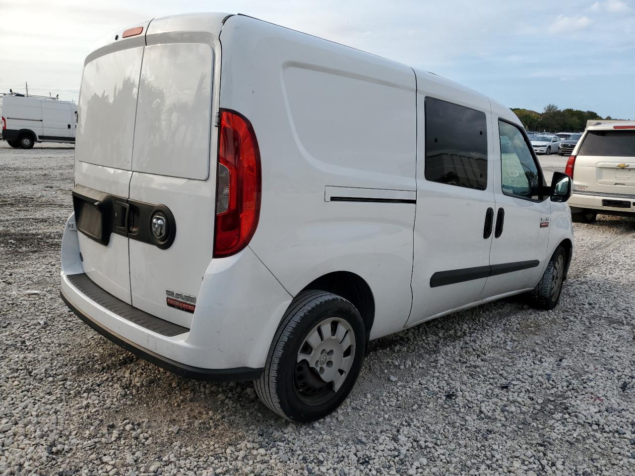 2017 RAM ProMaster City - Image 3