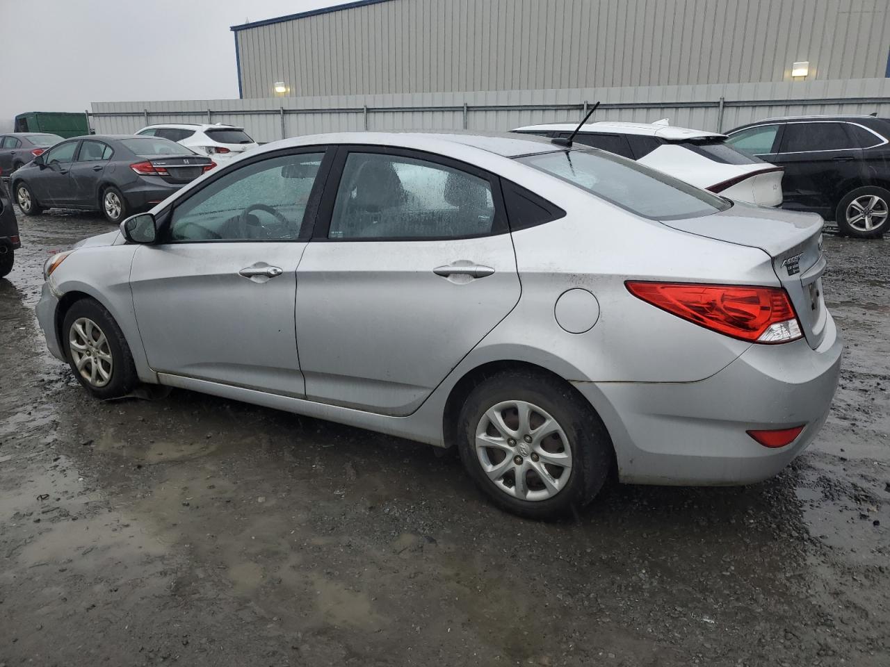 2014 Hyundai Accent - Image 2