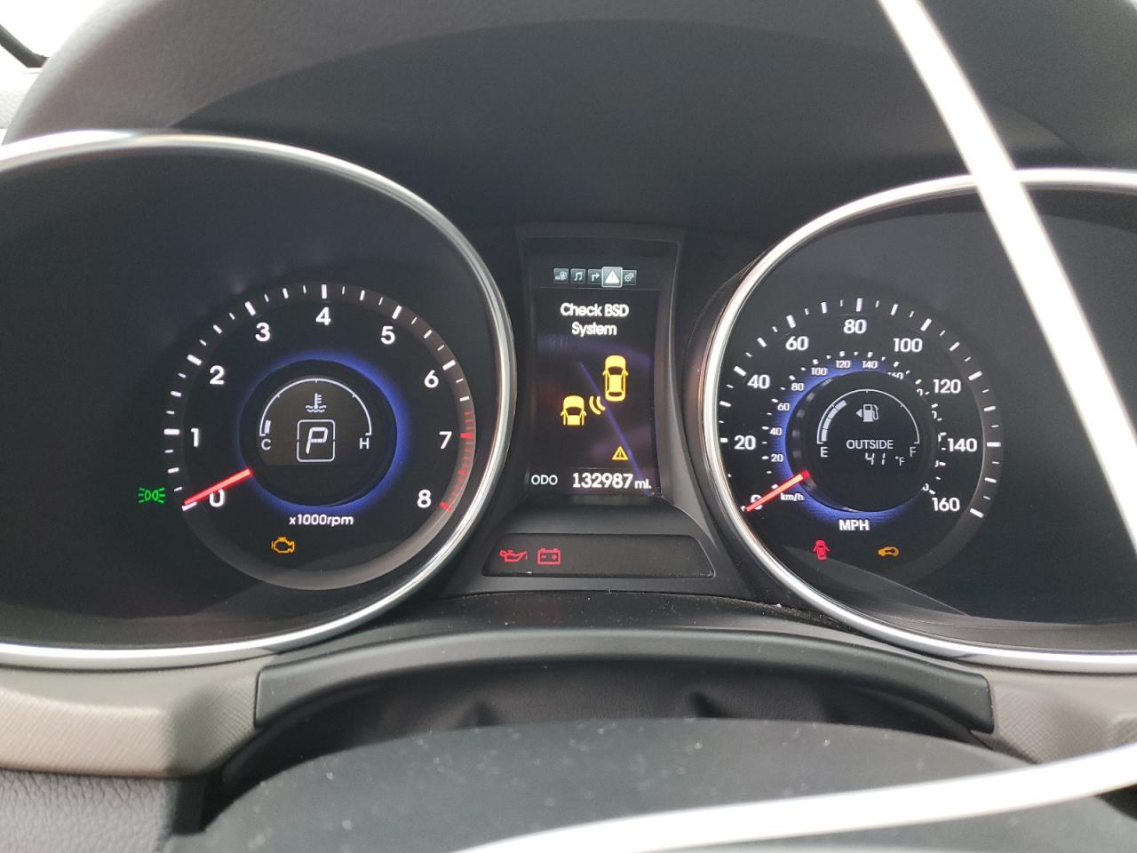 2015 Hyundai Santa Fe - Image 9