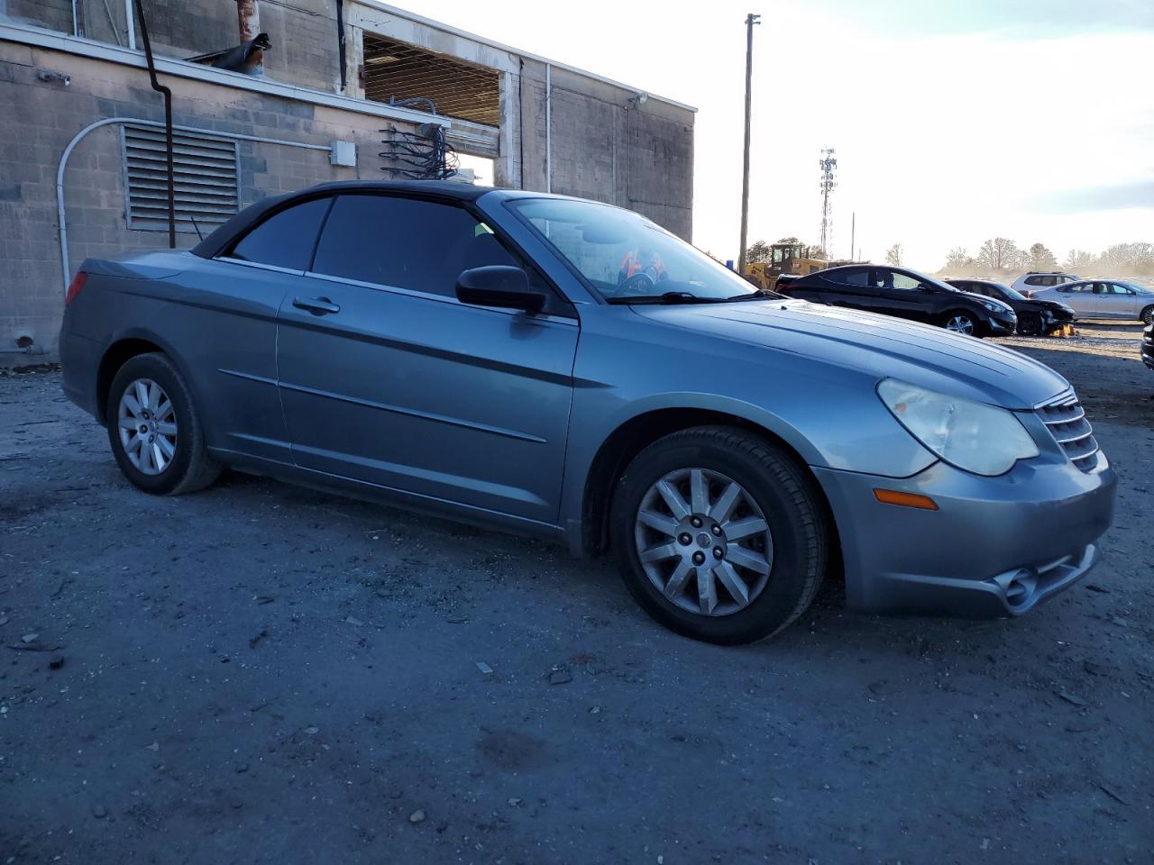 2008 Chrysler Sebring - Image 4
