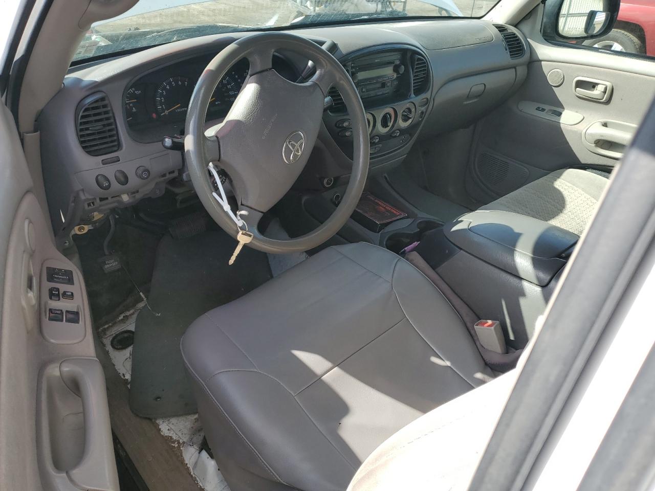 2003 Toyota Tundra - Image 8