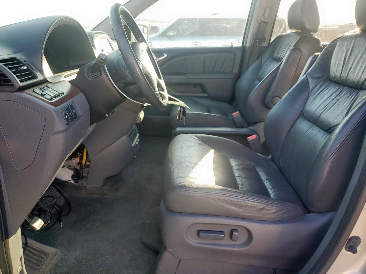2007 Honda Odyssey - Image 7