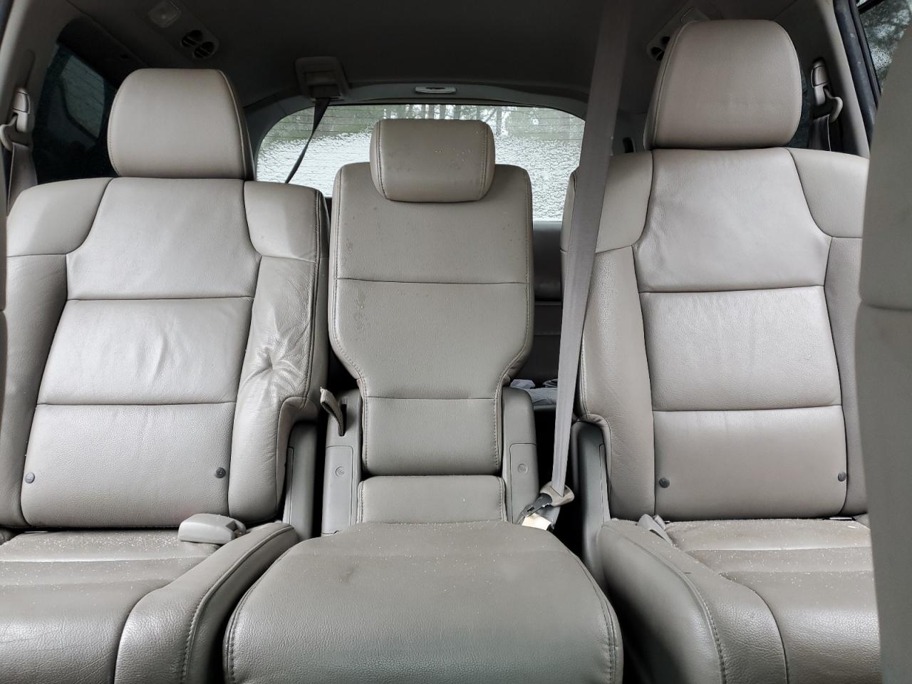2014 Honda Odyssey - Image 10