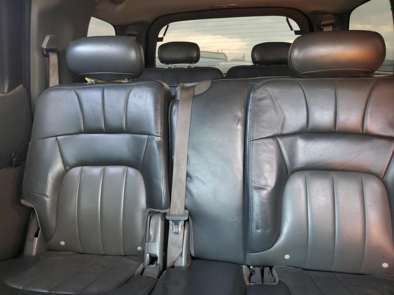2003 GMC Envoy - Image 10
