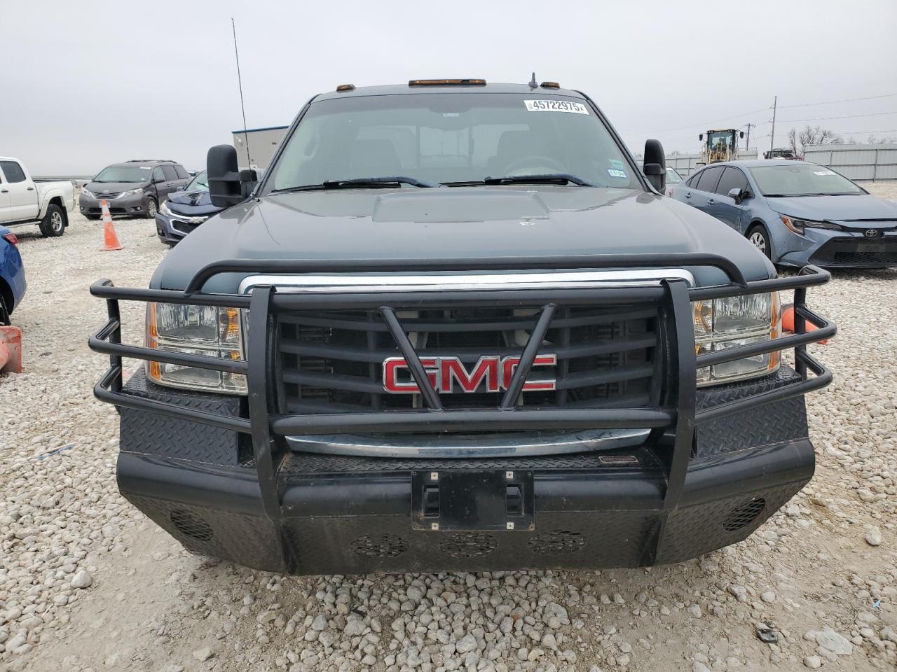 2009 GMC Sierra - Image 5