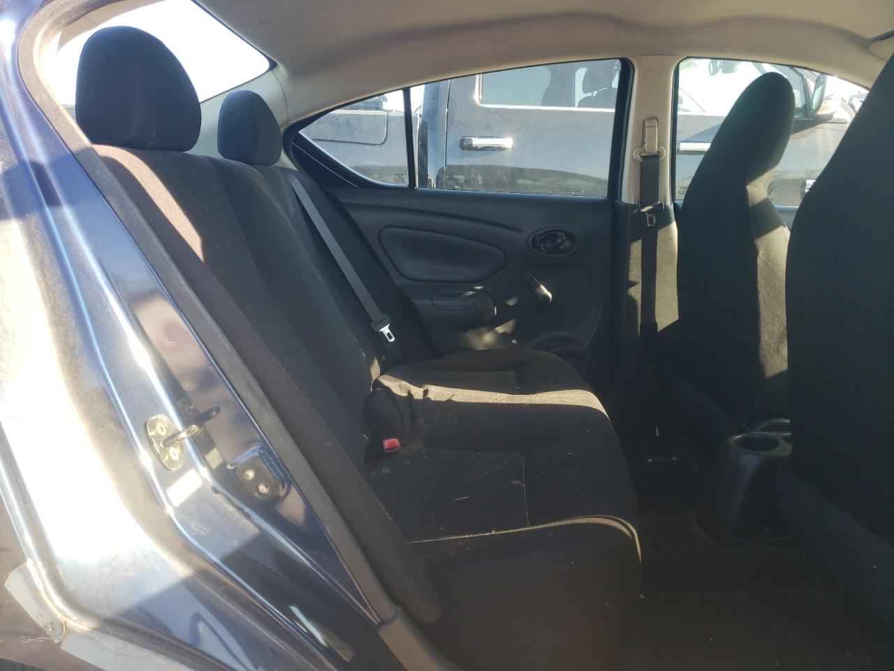 2012 Nissan Versa - Image 11