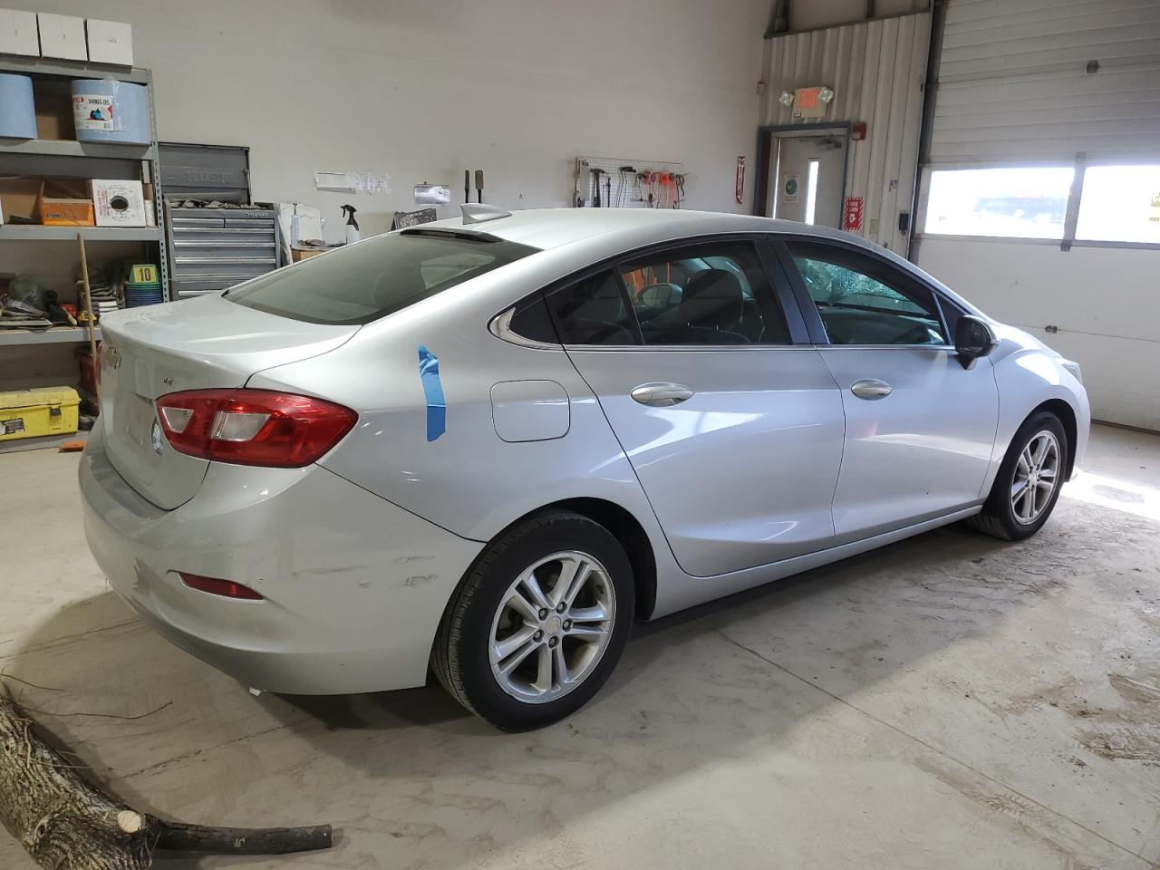 2016 Chevrolet Cruze - Image 3