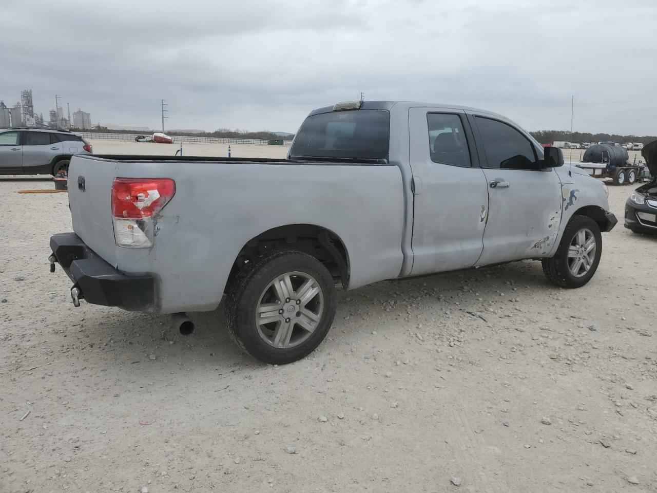 2011 Toyota Tundra - Image 3