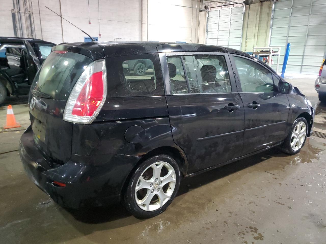 2009 Mazda 5 - Image 3