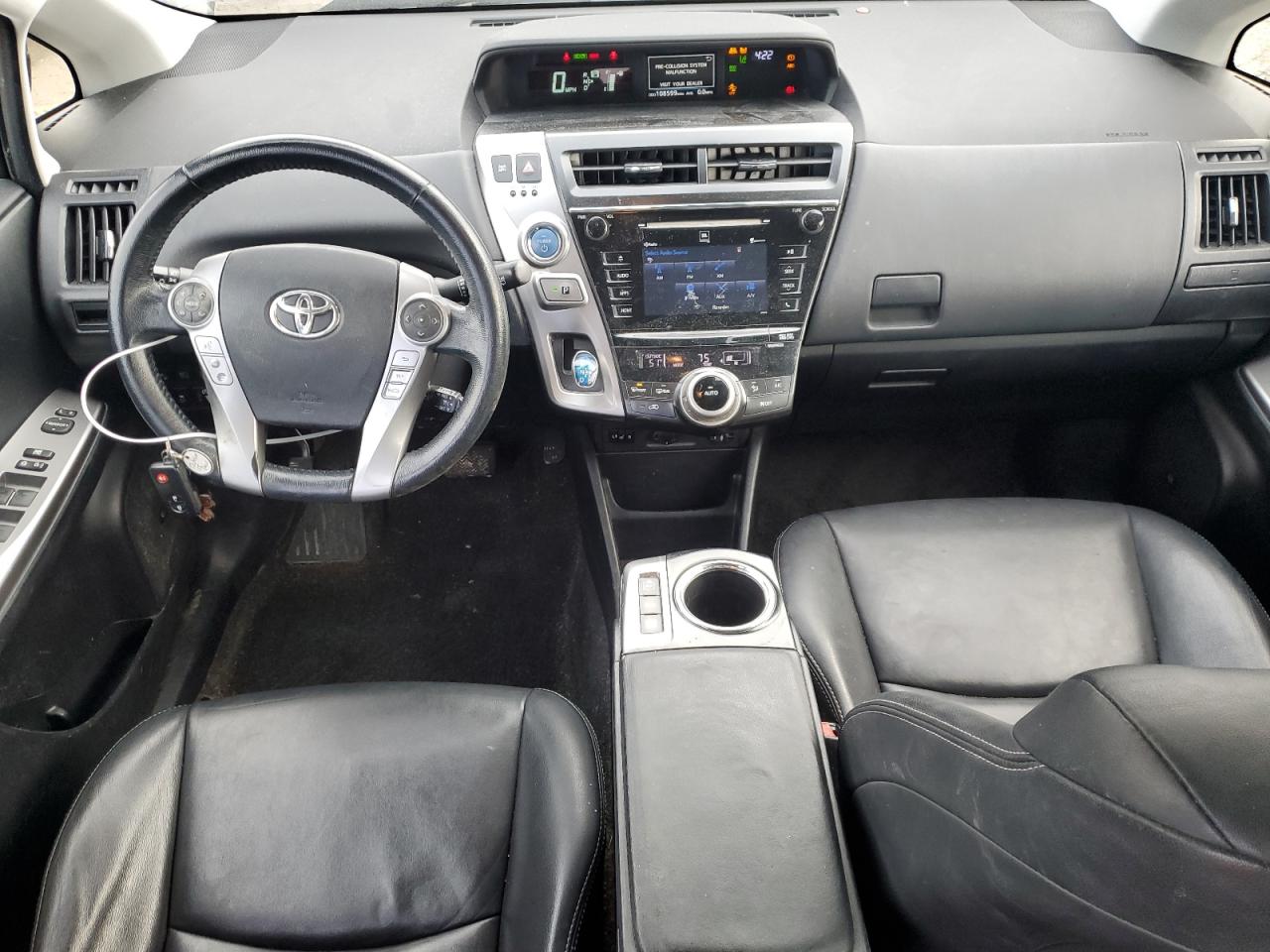 2015 Toyota Prius - Image 8