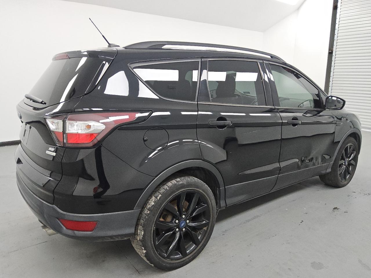 2018 Ford Escape - Image 3
