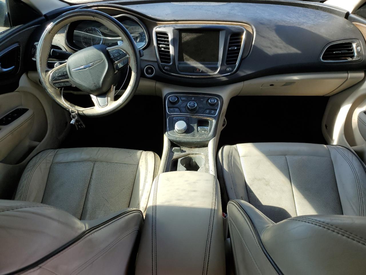 2015 Chrysler 200 - Image 8