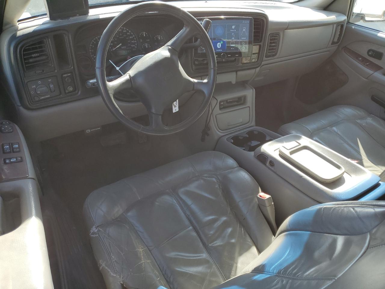 2002 GMC Sierra - Image 8