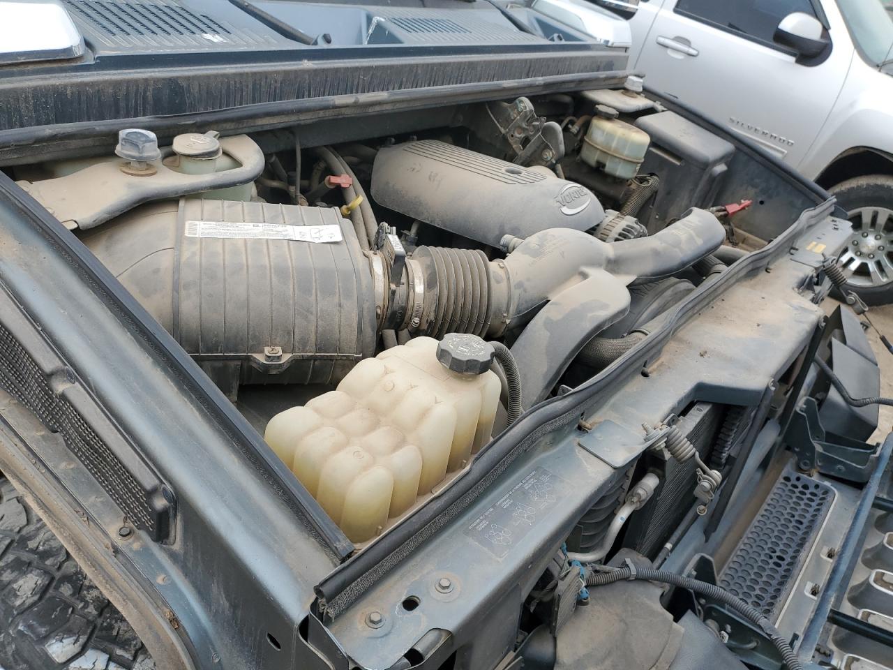 2005 Hummer H2 - Image 11