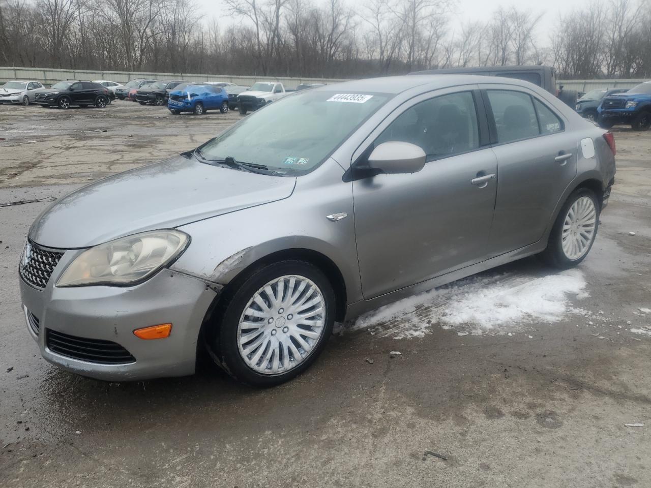 2011 Suzuki Kizashi - Image 1