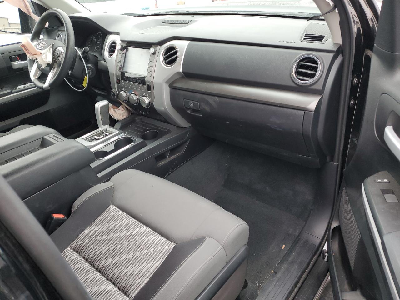 2021 Toyota Tundra - Image 8