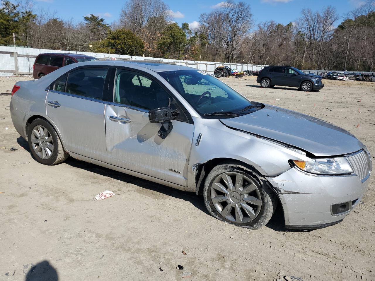 2011 Lincoln MKZ - Image 4