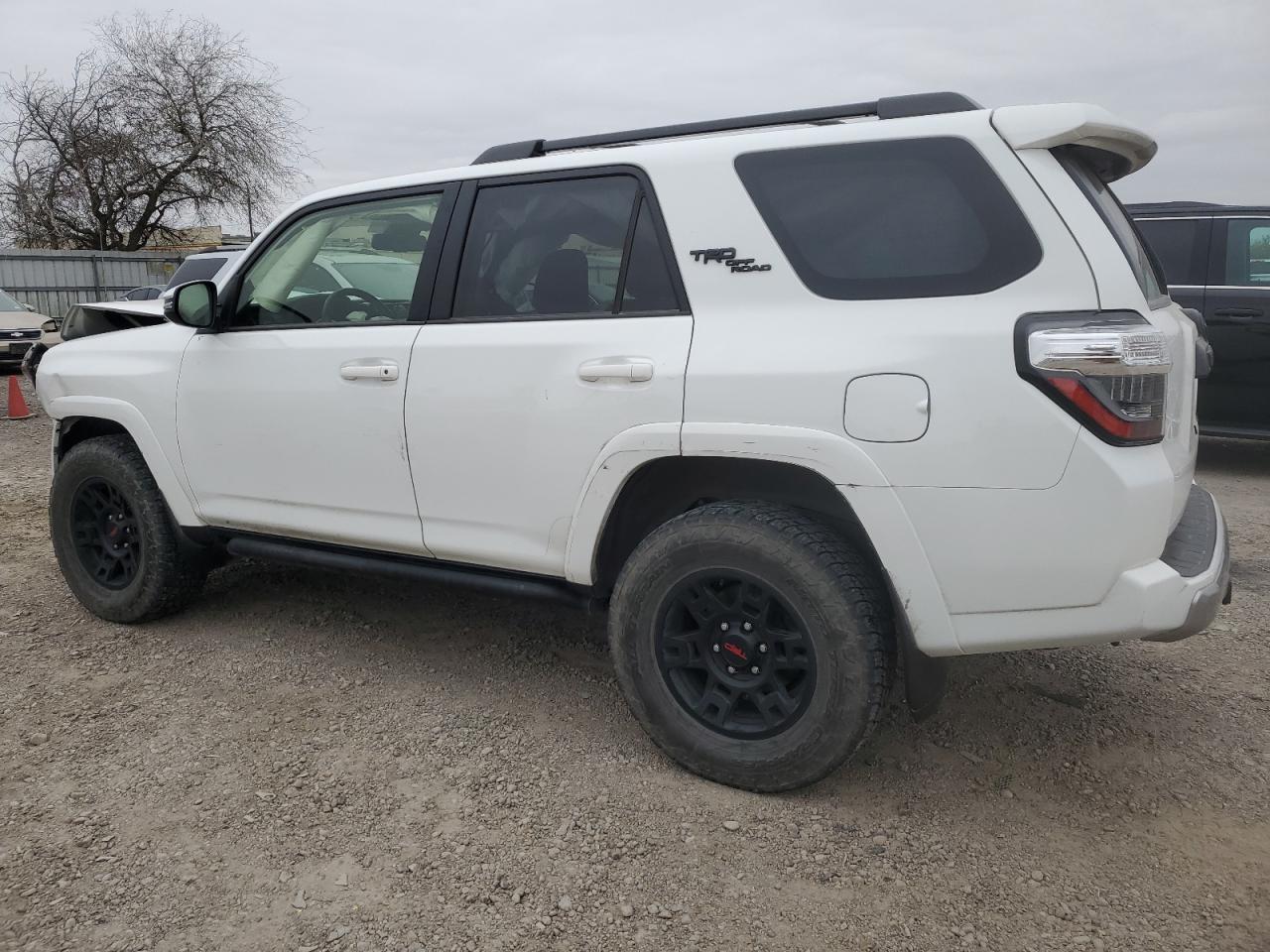 2022 Toyota 4Runner - Image 2