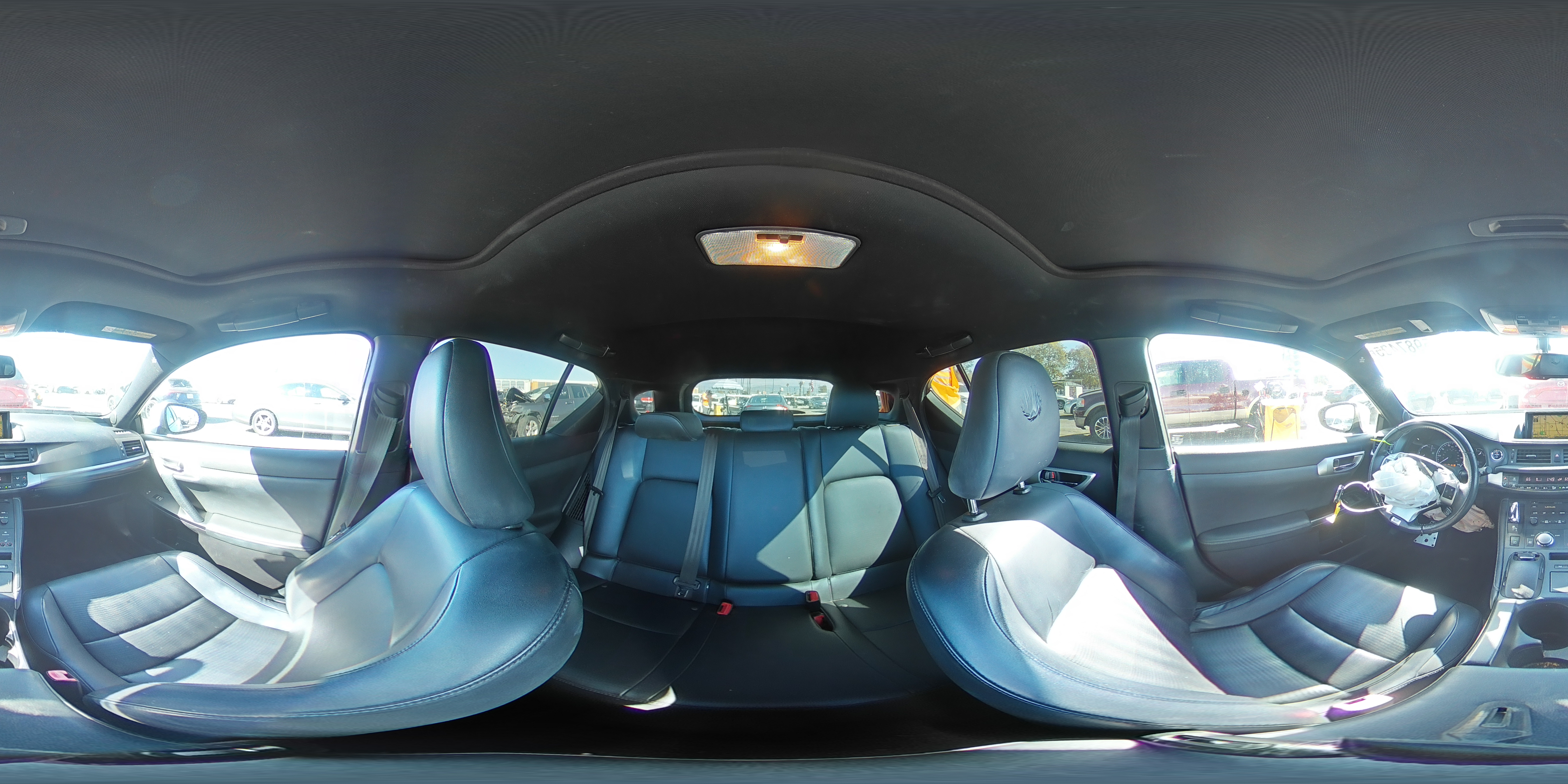 2012 Lexus CT - Image 12