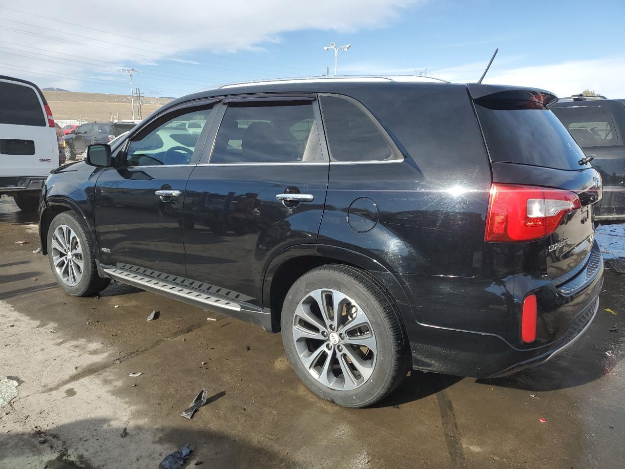 2015 Kia Sorento - Image 2