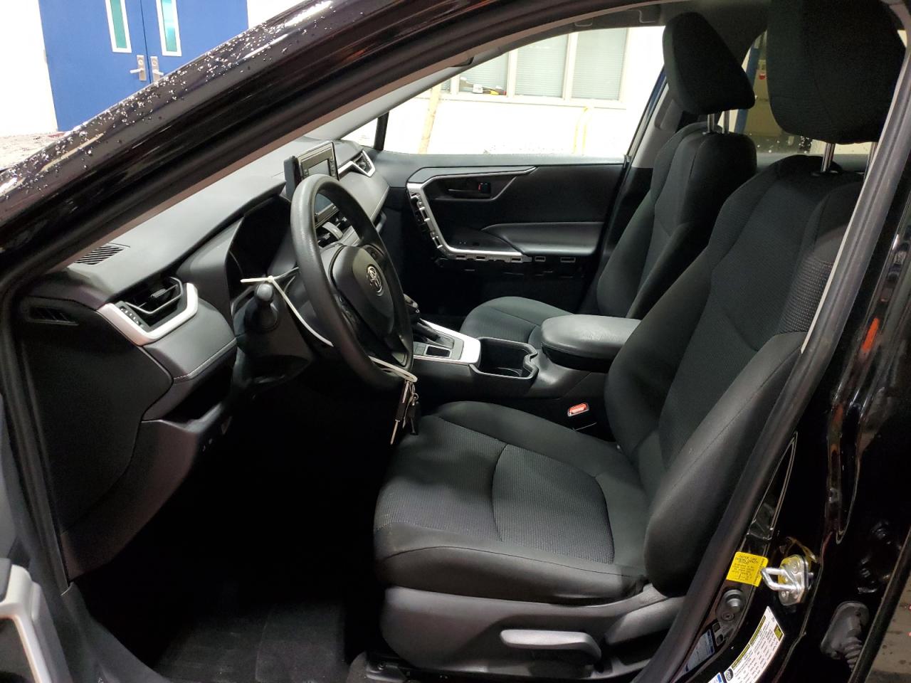 2022 Toyota RAV 4 - Image 7