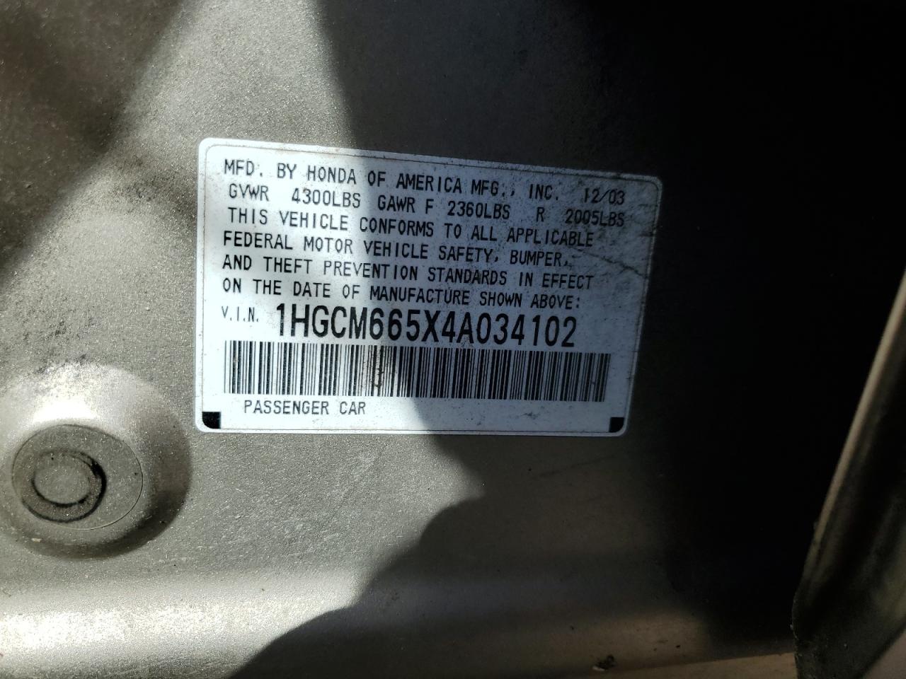 2004 Honda Accord - Image 12
