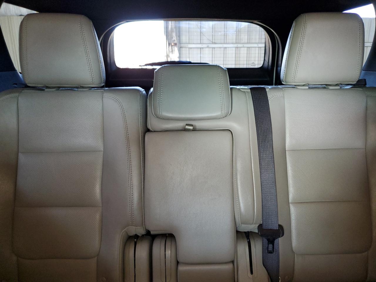 2013 Ford Explorer - Image 10