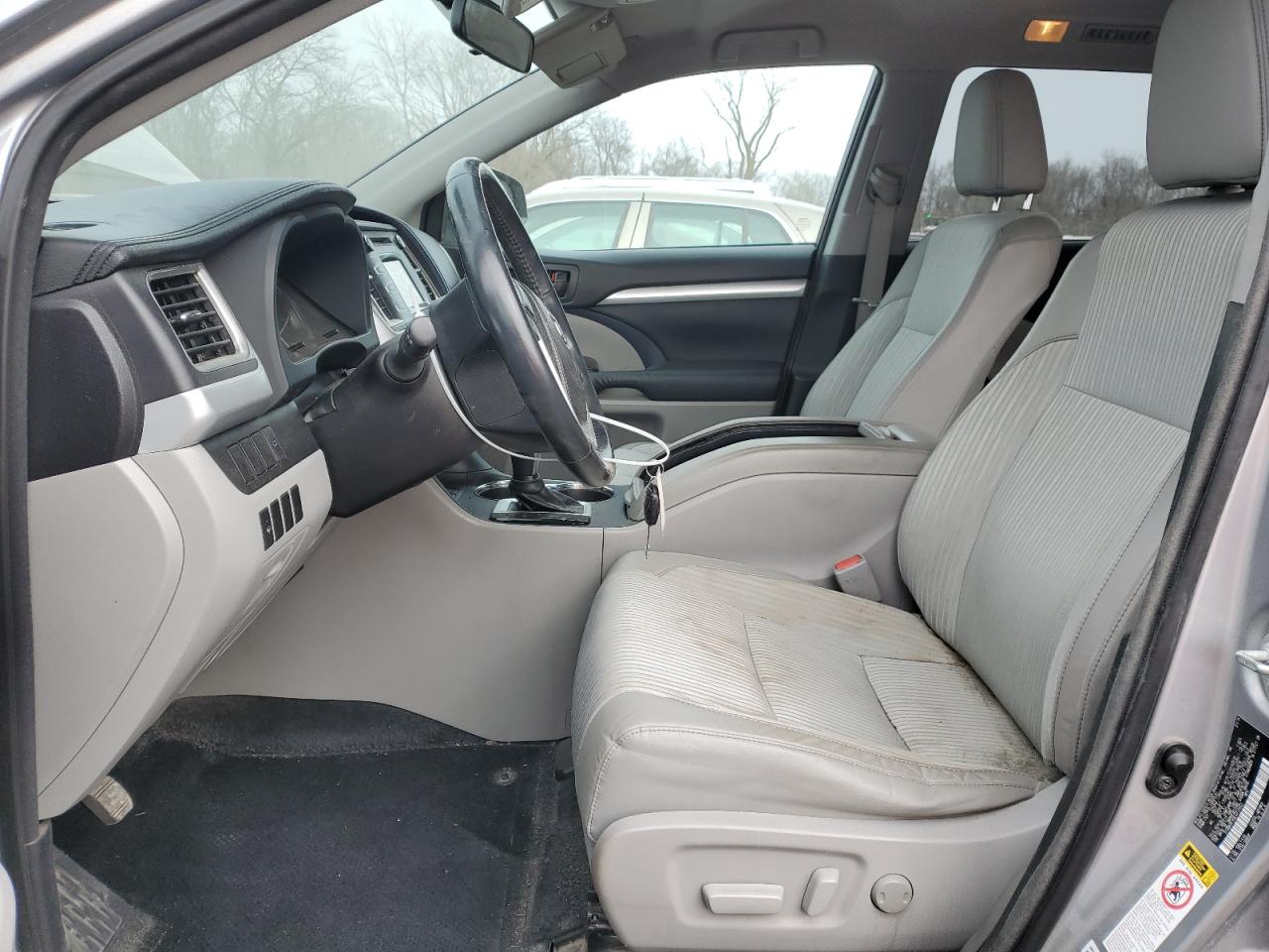 2014 Toyota Highlander - Image 7