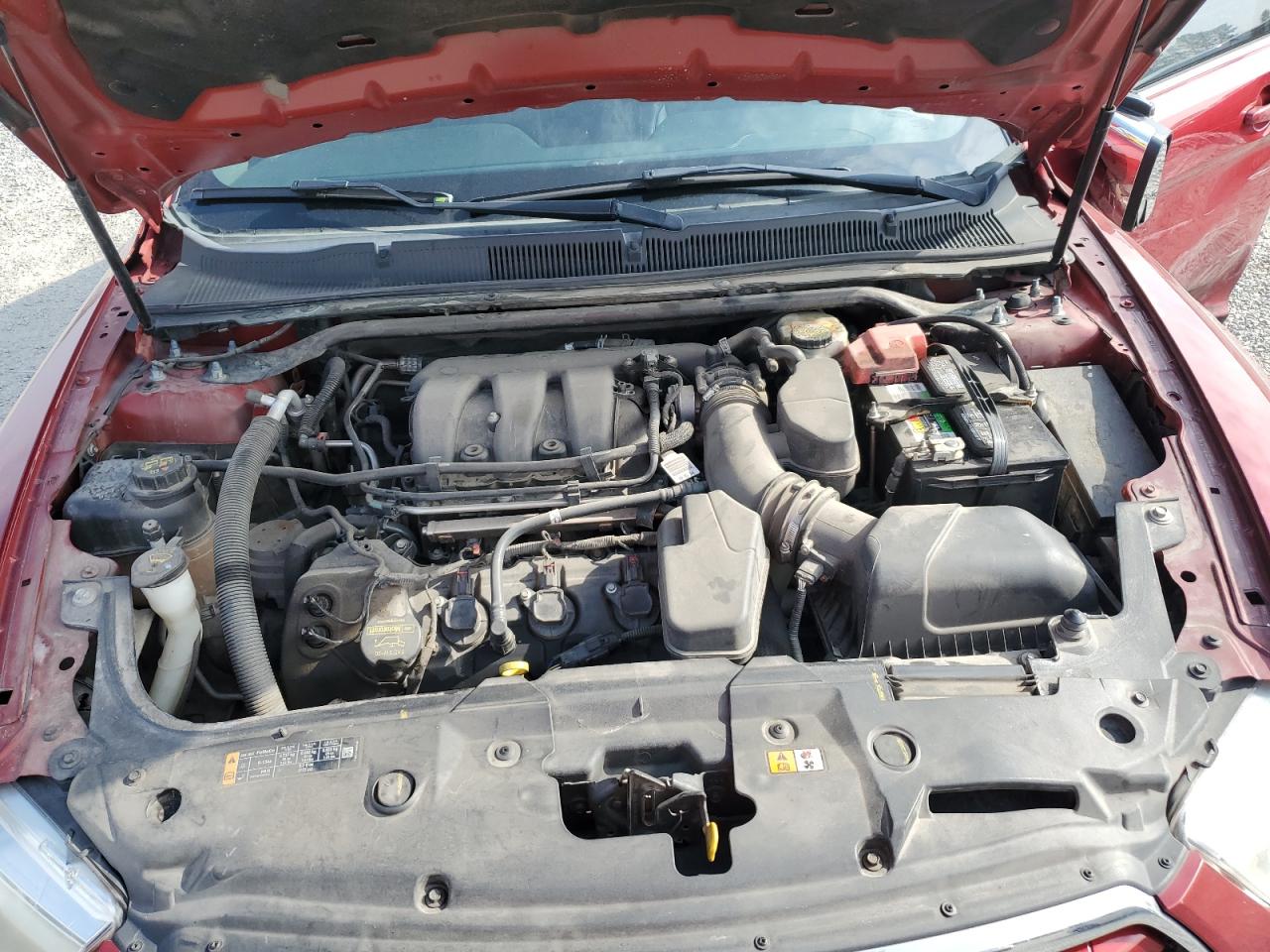 2014 Ford Taurus - Image 12