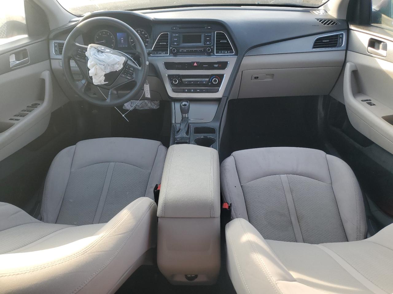 2015 Hyundai Sonata - Image 8