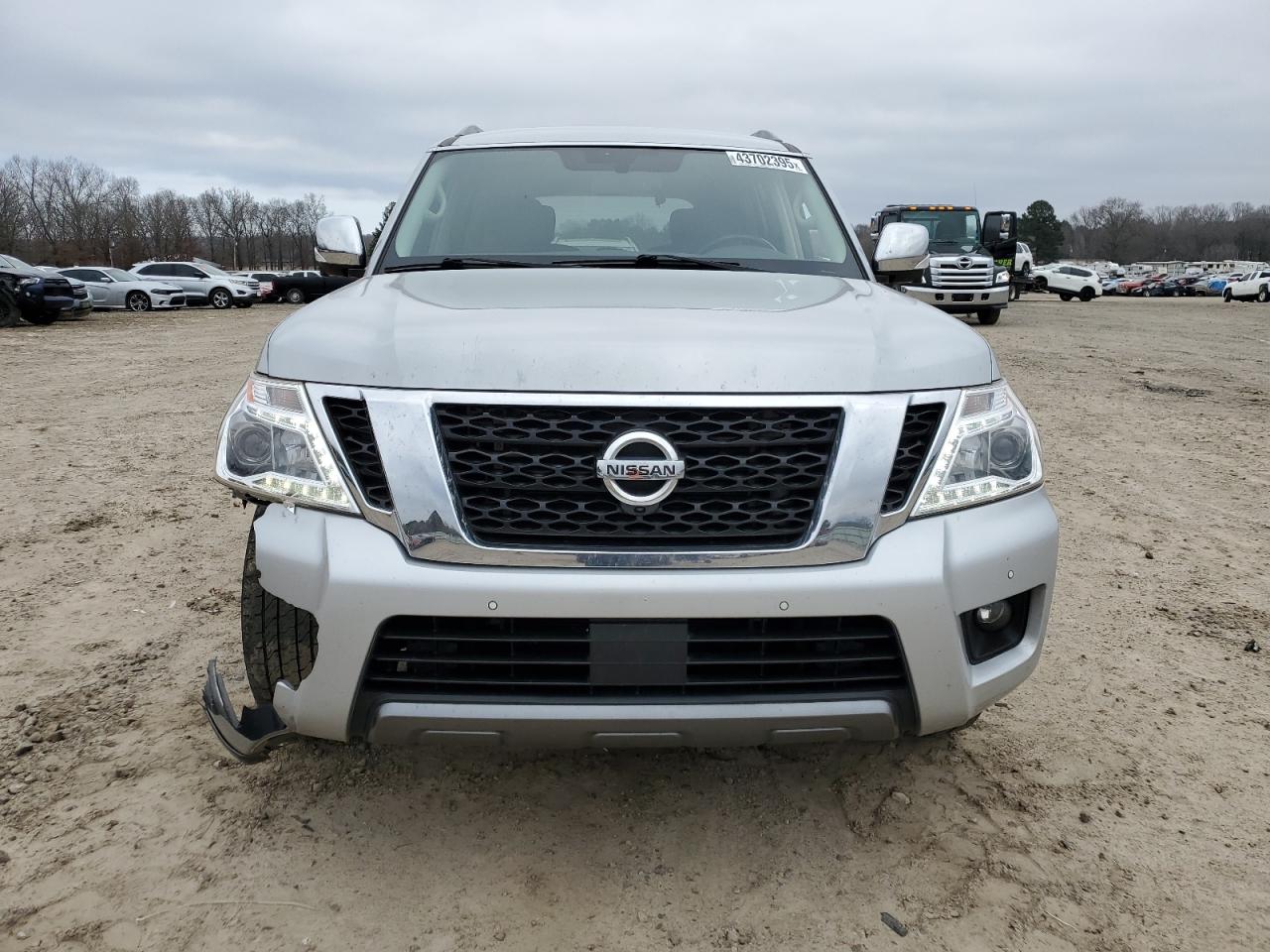 2019 Nissan Armada - Image 5