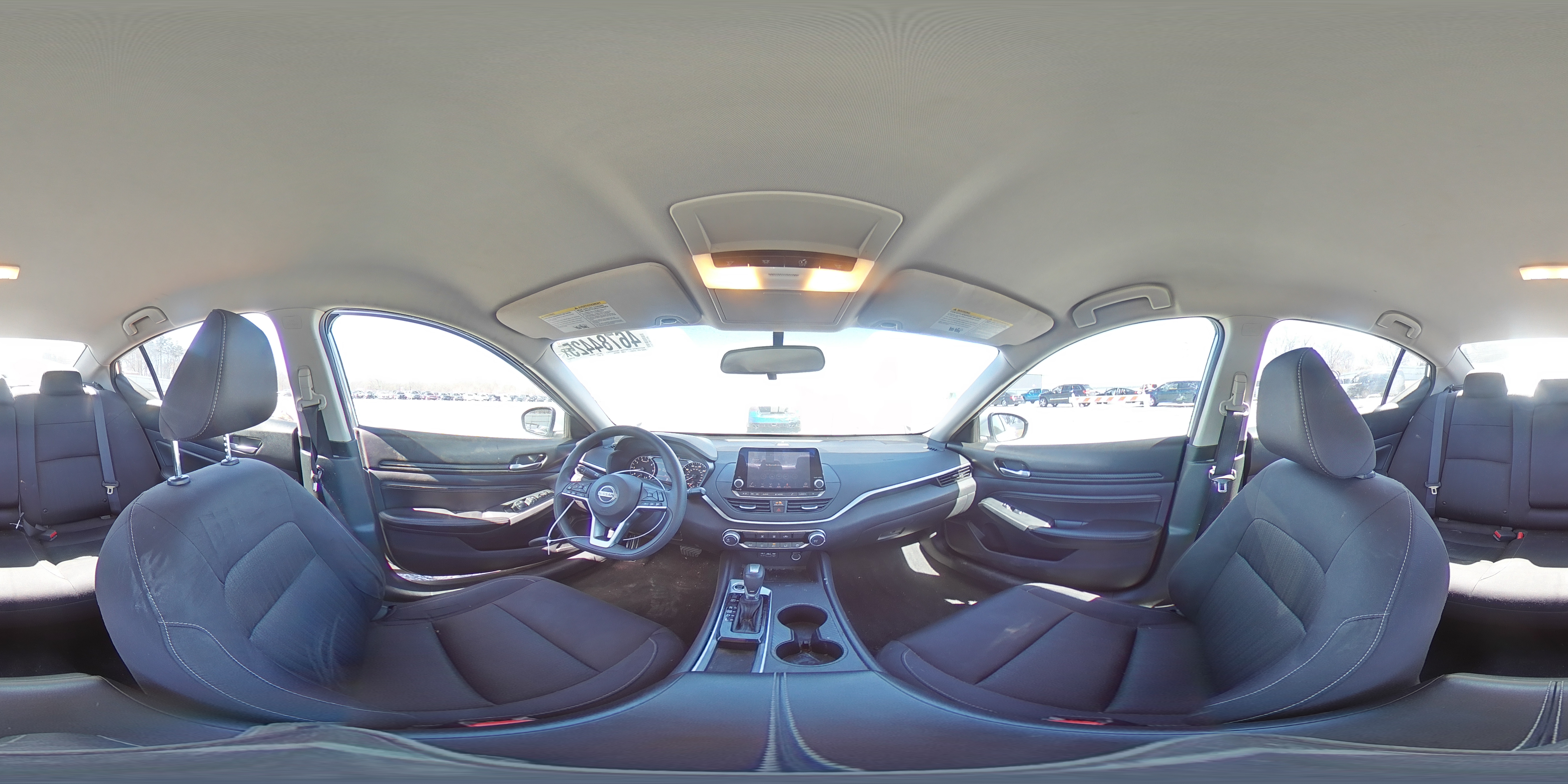 2020 Nissan Altima - Image 13
