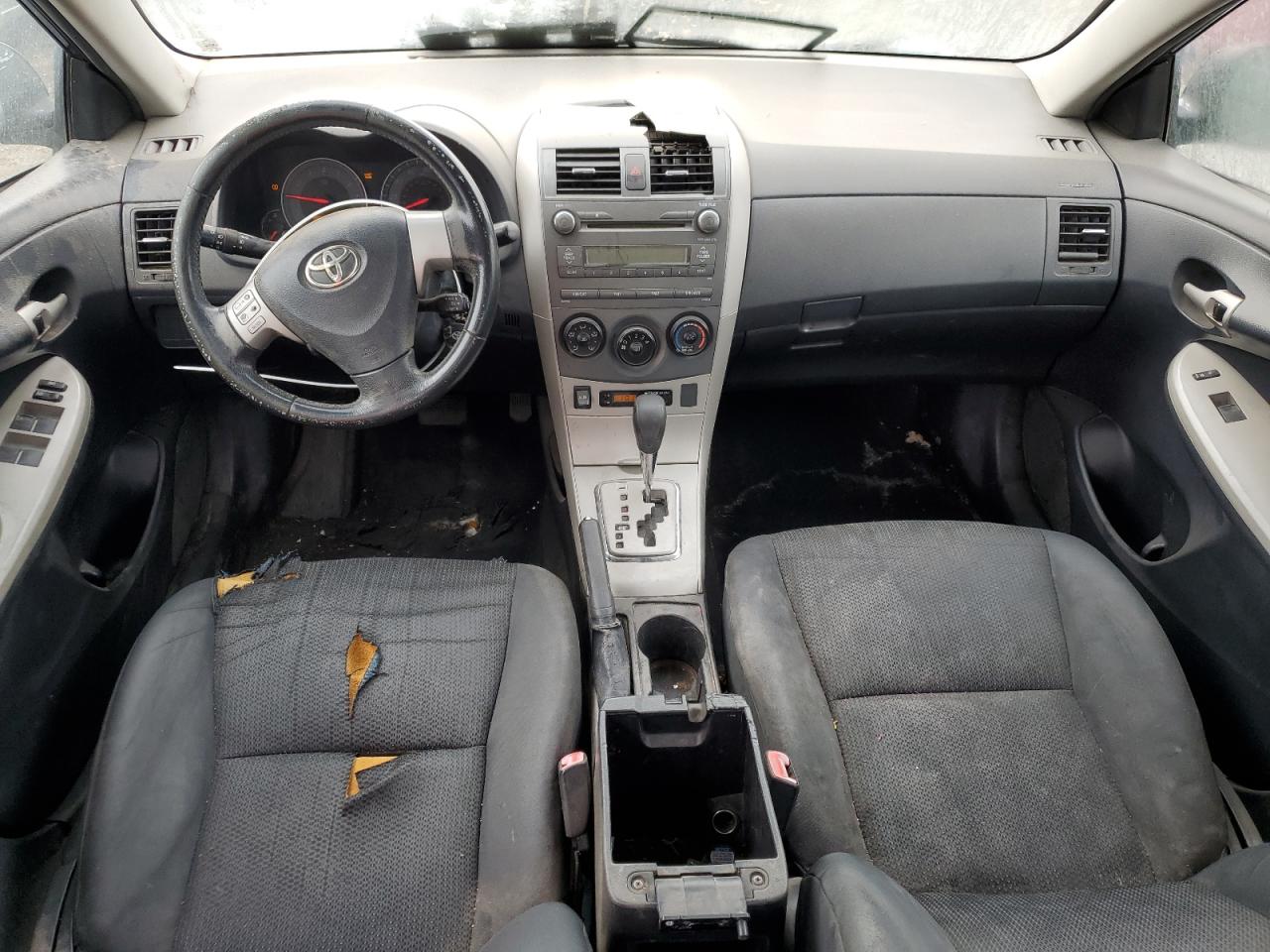 2010 Toyota Corolla - Image 8