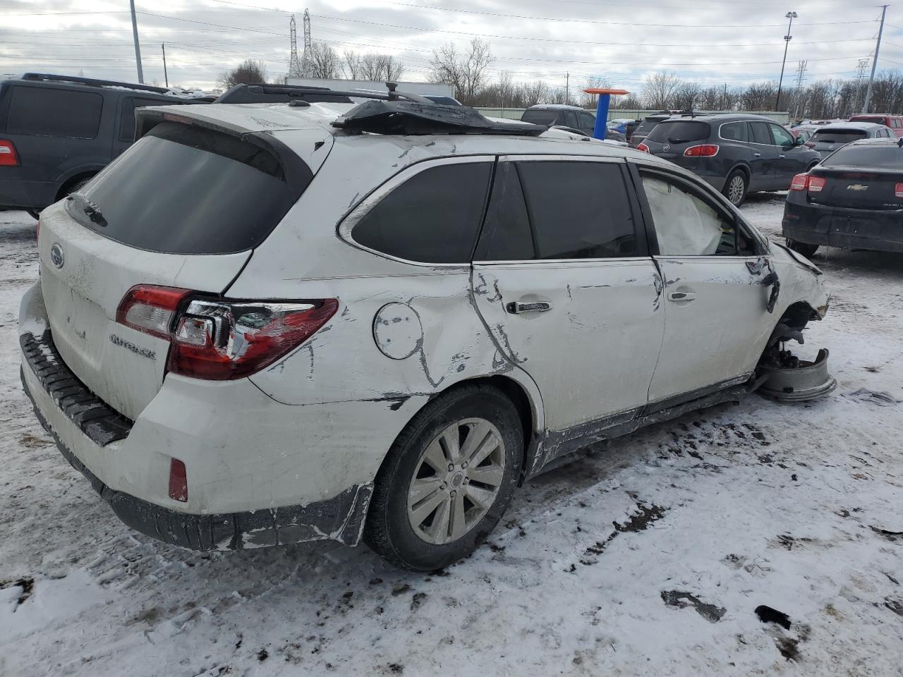 2015 Subaru Outback - Image 3