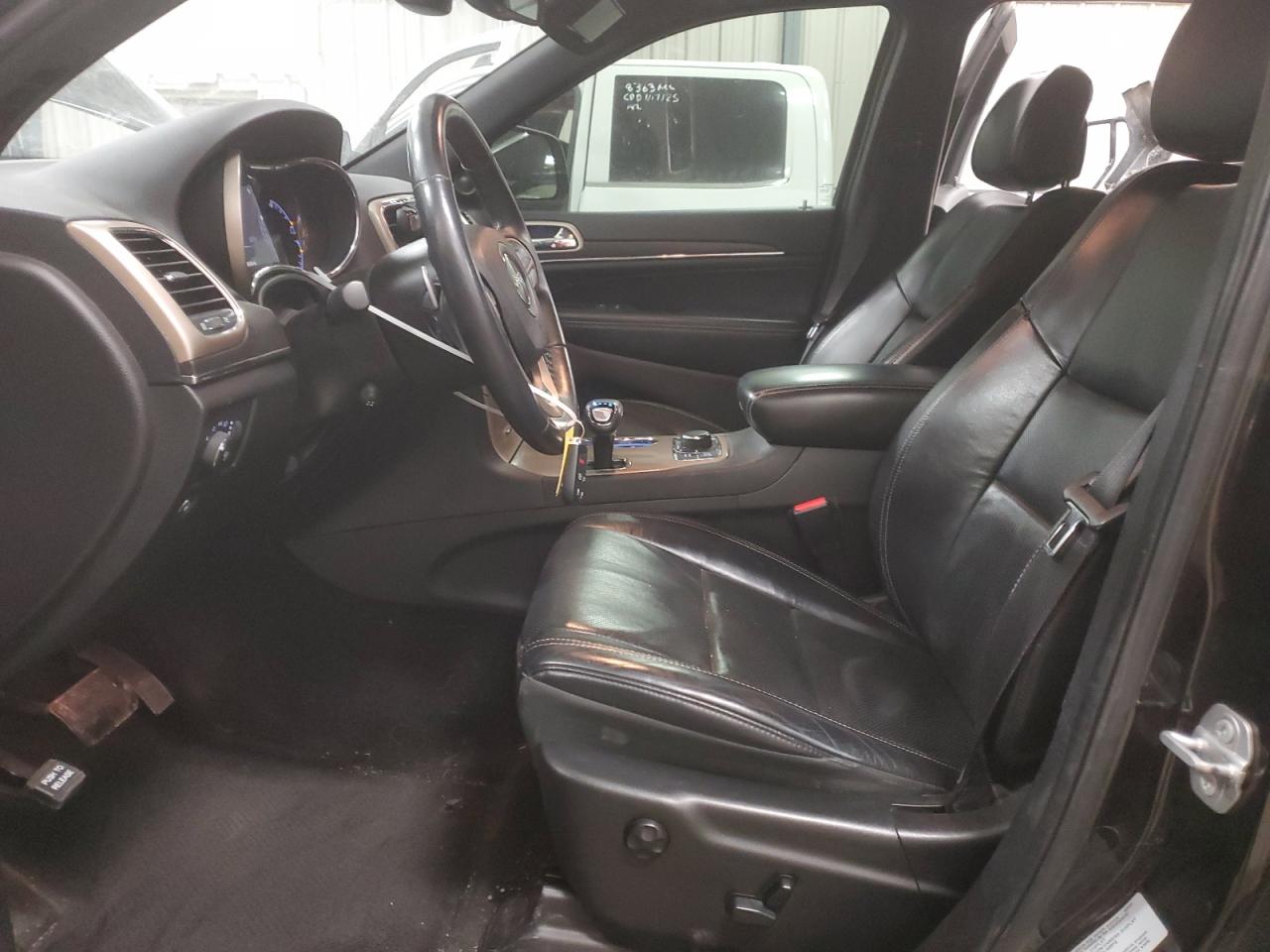 2015 Jeep Grand Cherokee - Image 7